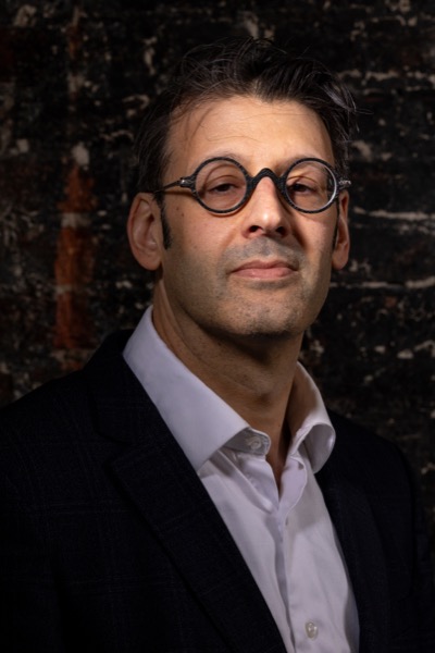 Lee Drutman, brick wall